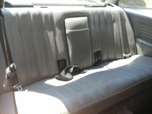 1989 Red BMW 3-Series Coupe