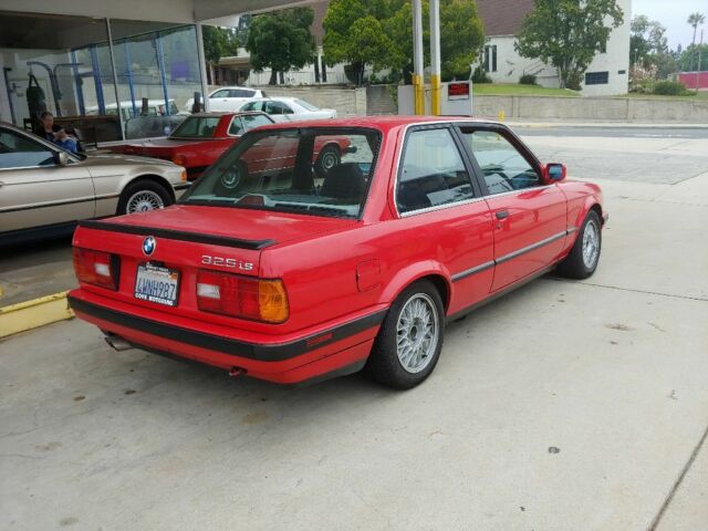 1989 Red BMW 3-Series Coupe