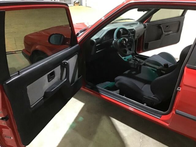 1989 Red BMW 3-Series
