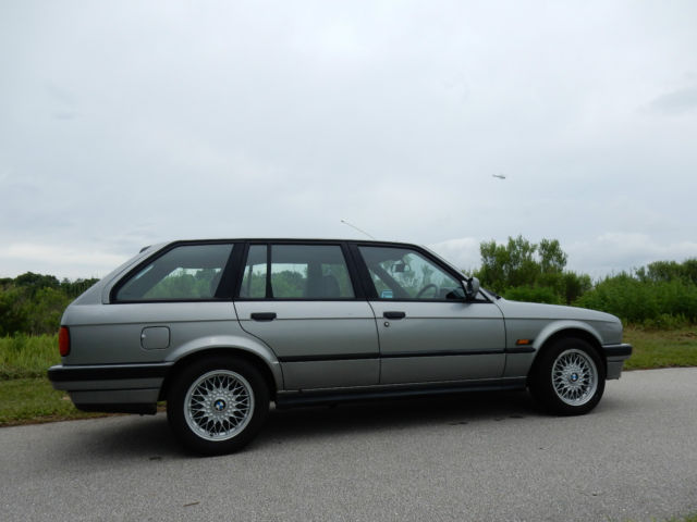 1989 Silver BMW 3-Series Wagon