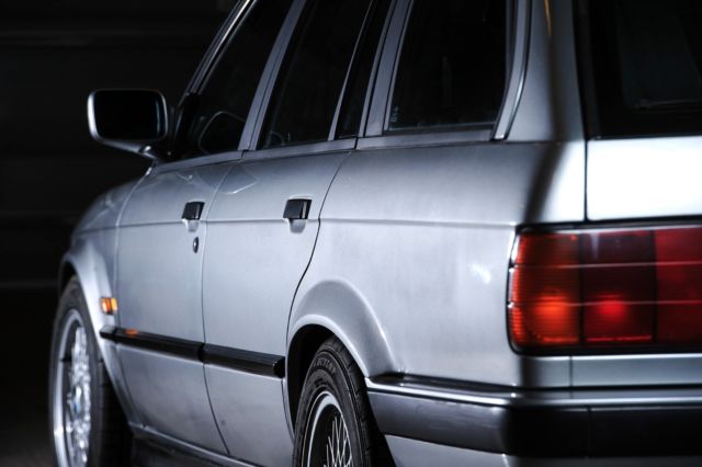 1989 Silver BMW 3-Series Wagon