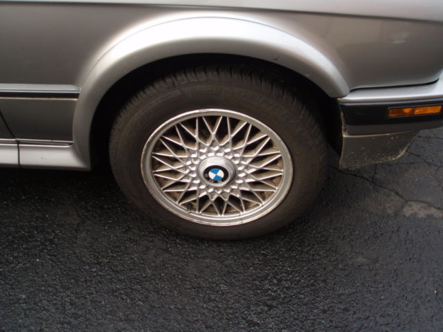 1989 Gray BMW 3-Series