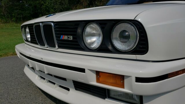 1989 White BMW M3 Coupe
