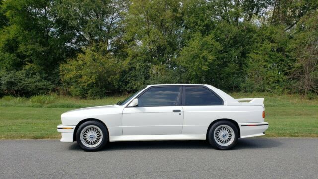1989 White BMW M3 Coupe