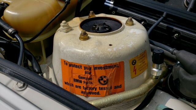 1989 White BMW M3 Coupe