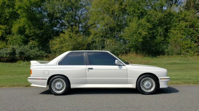 1989 White BMW M3 Coupe