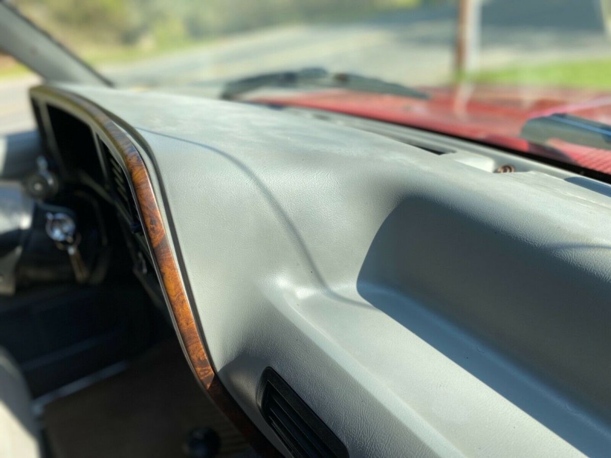 1989 Red Ford Bronco II SUV