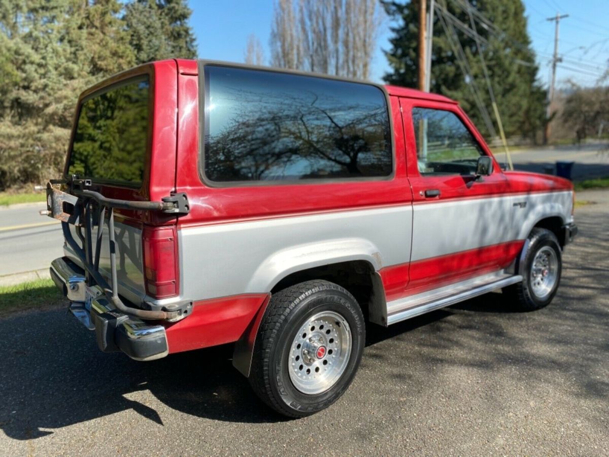 1989 Red Ford Bronco II SUV