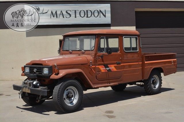 1989 Brown Toyota Land Cruiser Pickup Truck