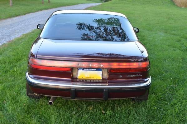1989 Burgundy Buick Reatta Coupe