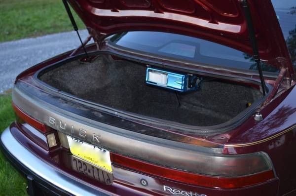 1989 Burgundy Buick Reatta Coupe