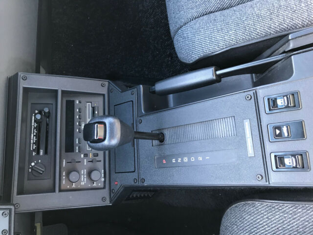 1989 White Chevrolet Camaro Coupe