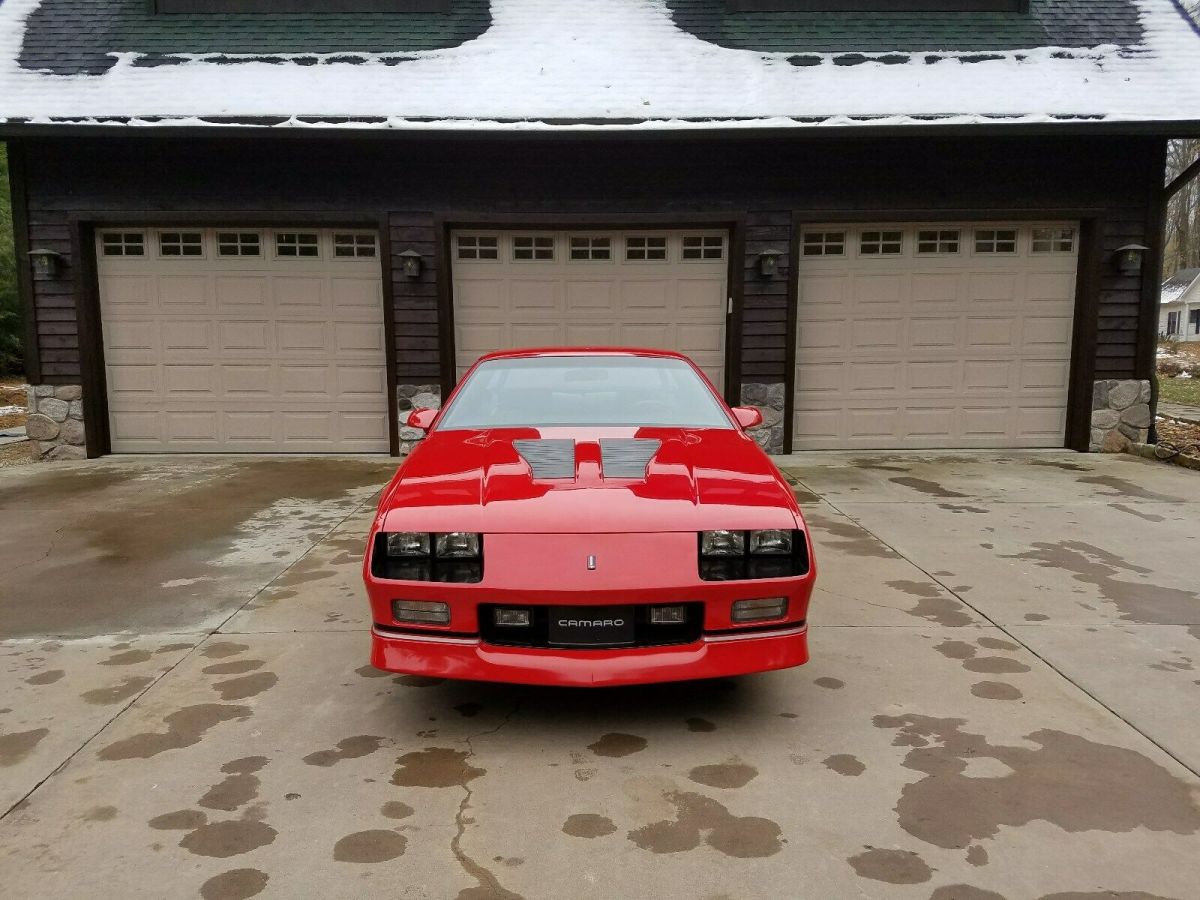 1989 Red Chevrolet Camaro Coupe