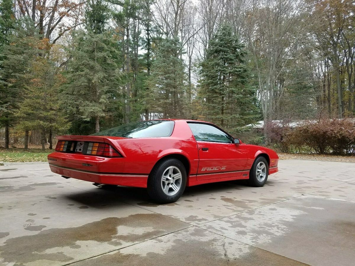 1989 Red Chevrolet Camaro Coupe