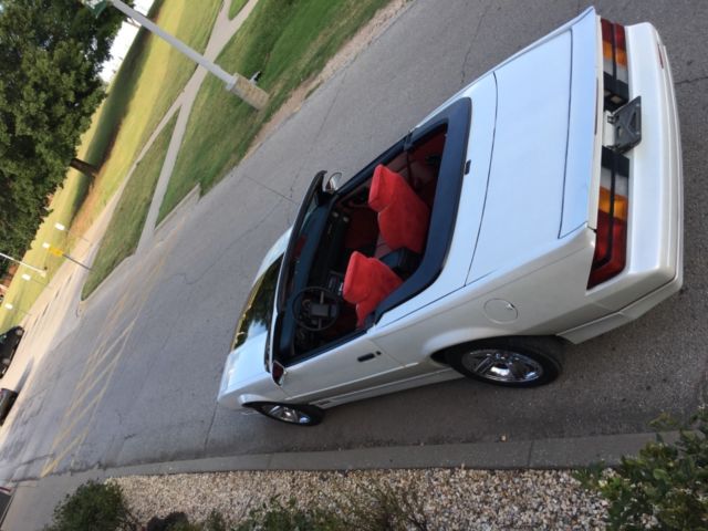 1989 White Chevrolet Camaro Convertible