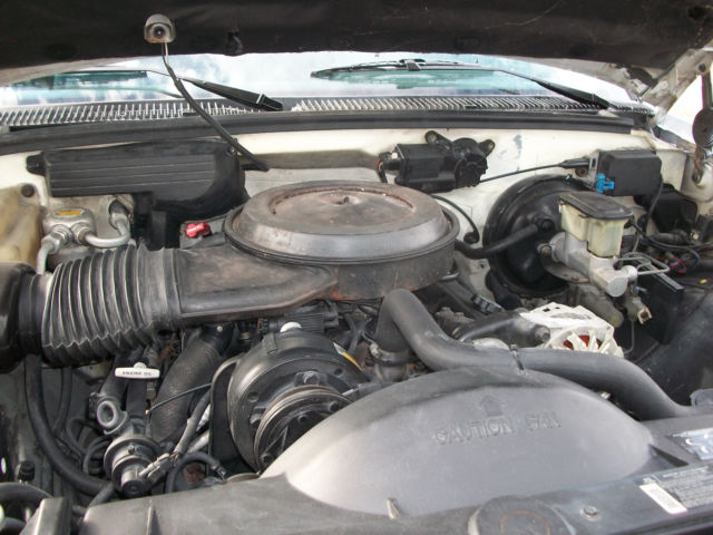 1989 Blue/White Chevrolet Other Pickups Extended Cab Pickup
