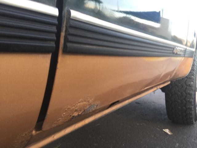 1989 Tutone forest green and gold Chevrolet Blazer