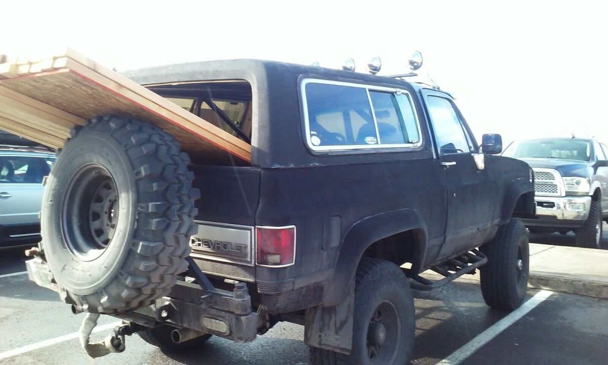 1989 Black Chevrolet Blazer SUV