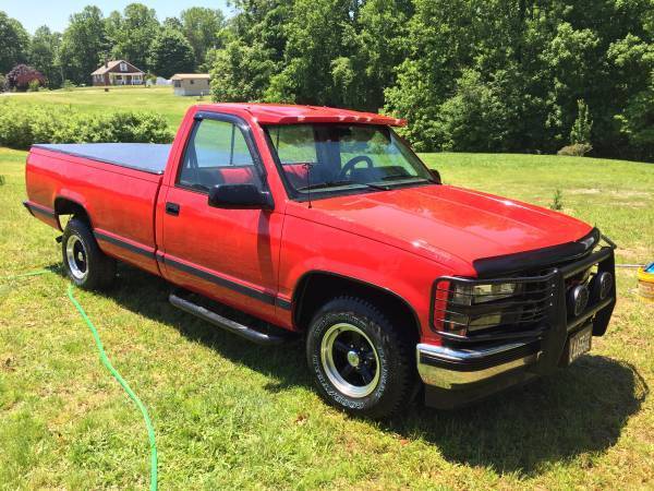 1989 Red Chevrolet C/K Pickup 1500 Truck