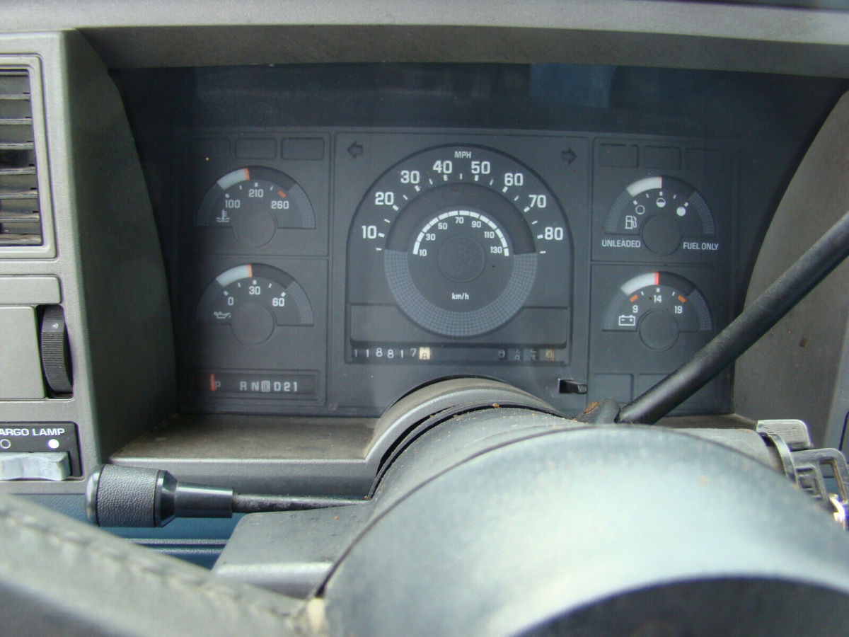 1989 Chevrolet C/K Pickup 1500 Standard Cab Pickup