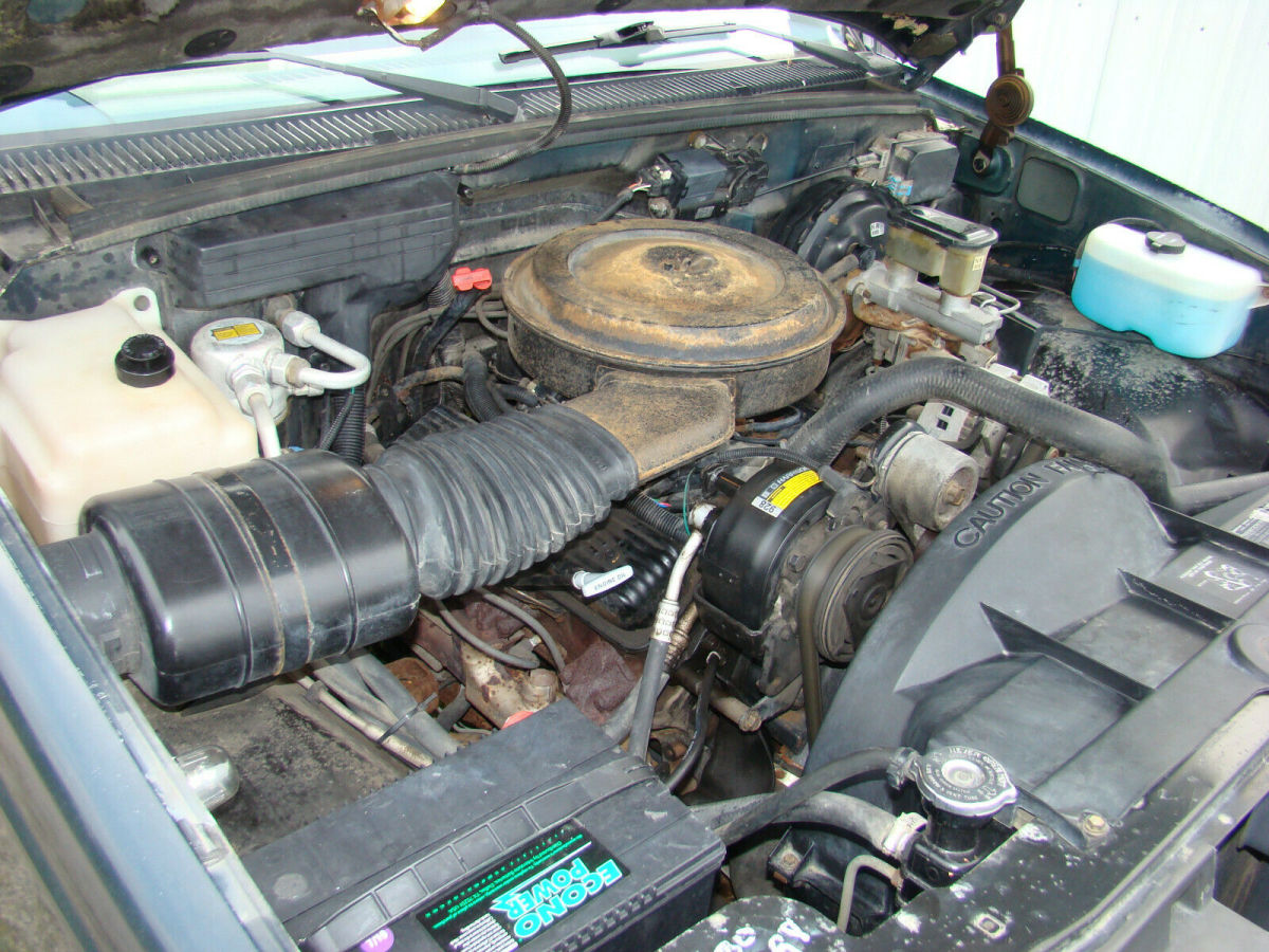 1989 Chevrolet C/K Pickup 1500 Standard Cab Pickup