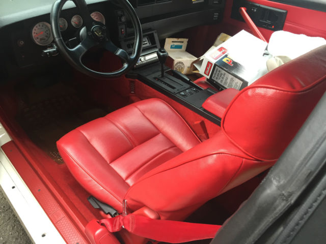 1989 White Chevrolet Camaro Convertible