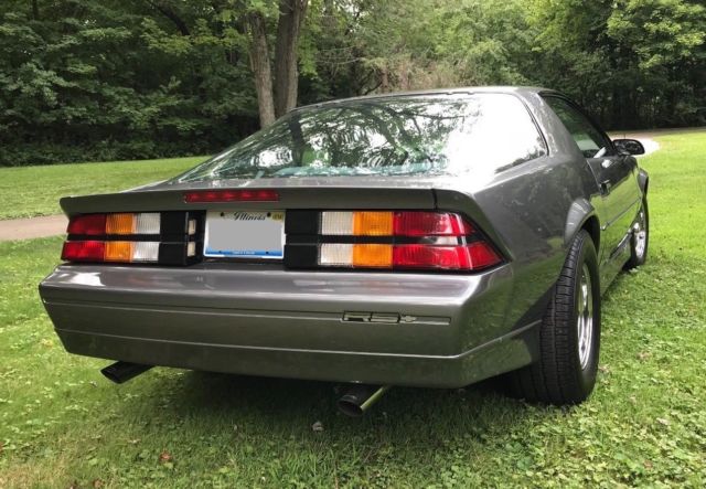 1989 Gray Metallic Chevrolet Camaro Coupe