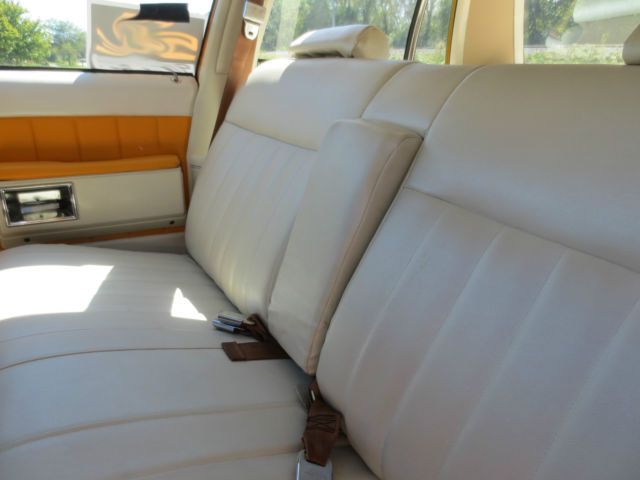 1989 Orange Chevrolet Capriceold Sedan