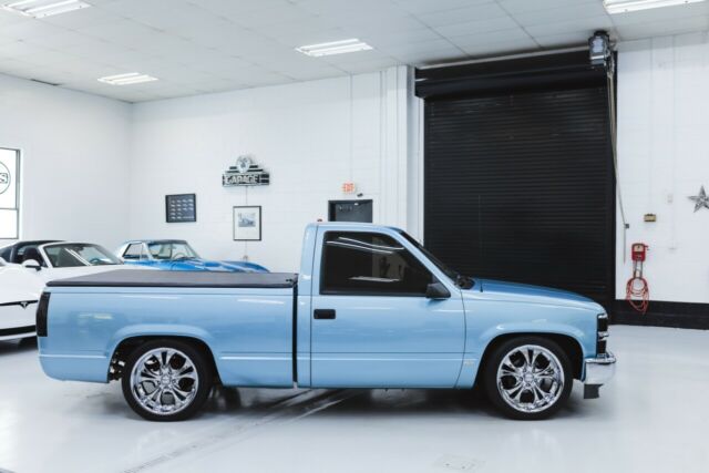 1989 Blue Chevrolet C/K Pickup 1500 --