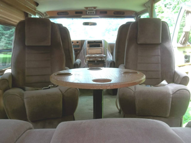 1989 Gold Chevrolet G20 Van Conversion van