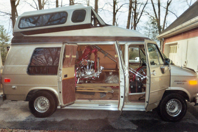 1989 Gold Chevrolet G20 Van Conversion van