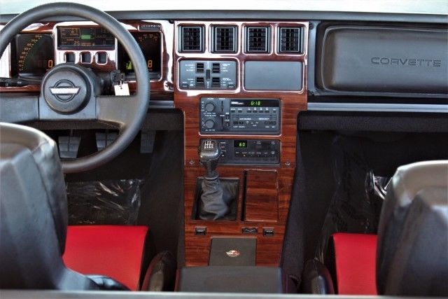 1989 Red Chevrolet Corvette --