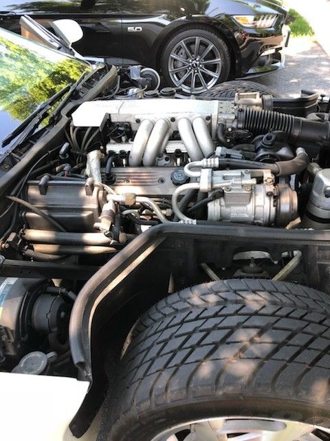 1989 White Chevrolet Corvette Convertible