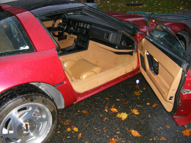 1989 White Chevrolet Corvette Coupe