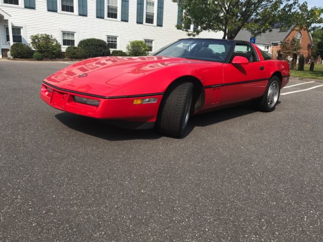 1989 Red Chevrolet Corvette Coupe