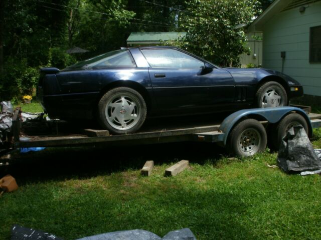 1989 Navy blue Chevrolet Corvette Coupe