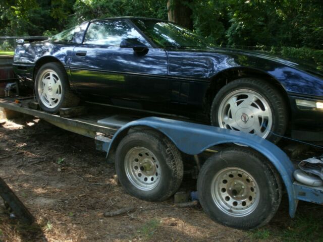 1989 Navy blue Chevrolet Corvette Coupe