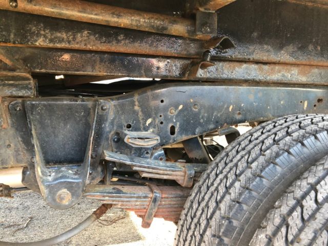 1989 White Chevrolet CV3100 Dump Truck