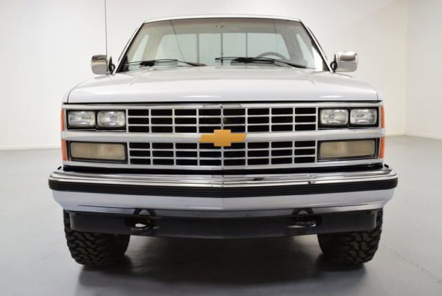 1989 White Chevrolet Other Pickups Pickup Truck
