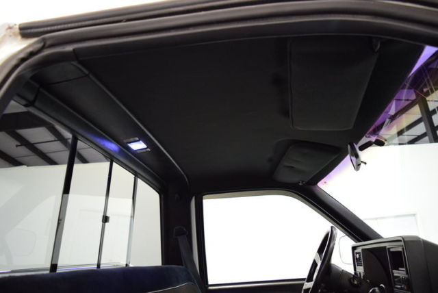 1989 White Chevrolet Other Pickups Pickup Truck