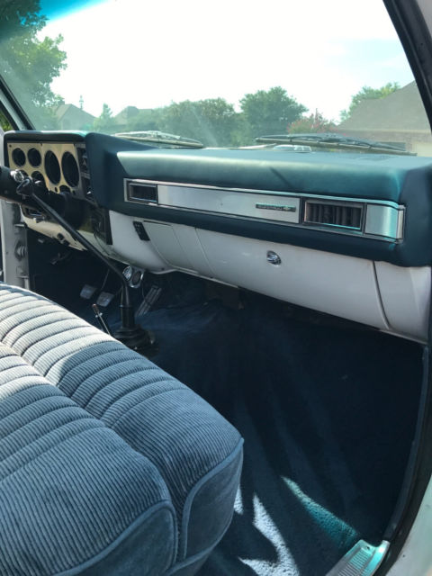 1989 White Chevrolet C/K Pickup 3500 Crew Cab Pickup