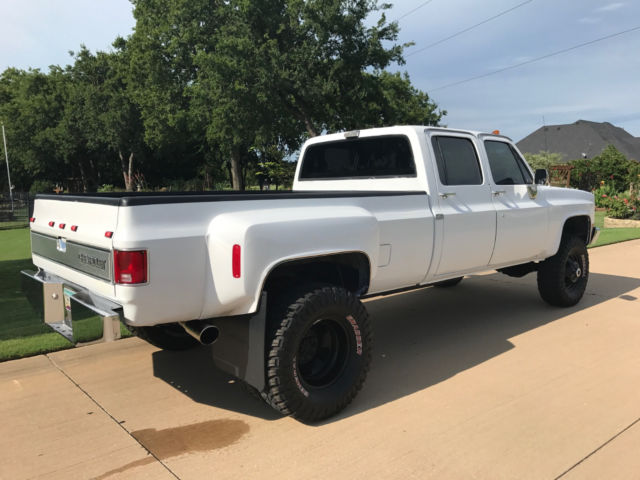 1989 White Chevrolet C/K Pickup 3500 Crew Cab Pickup