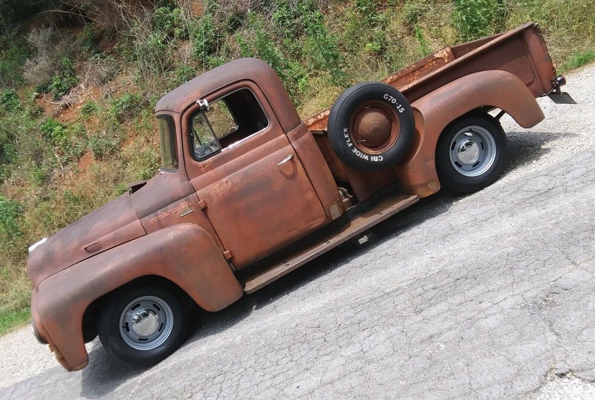 1989 Orange Chevrolet S10 Pickup