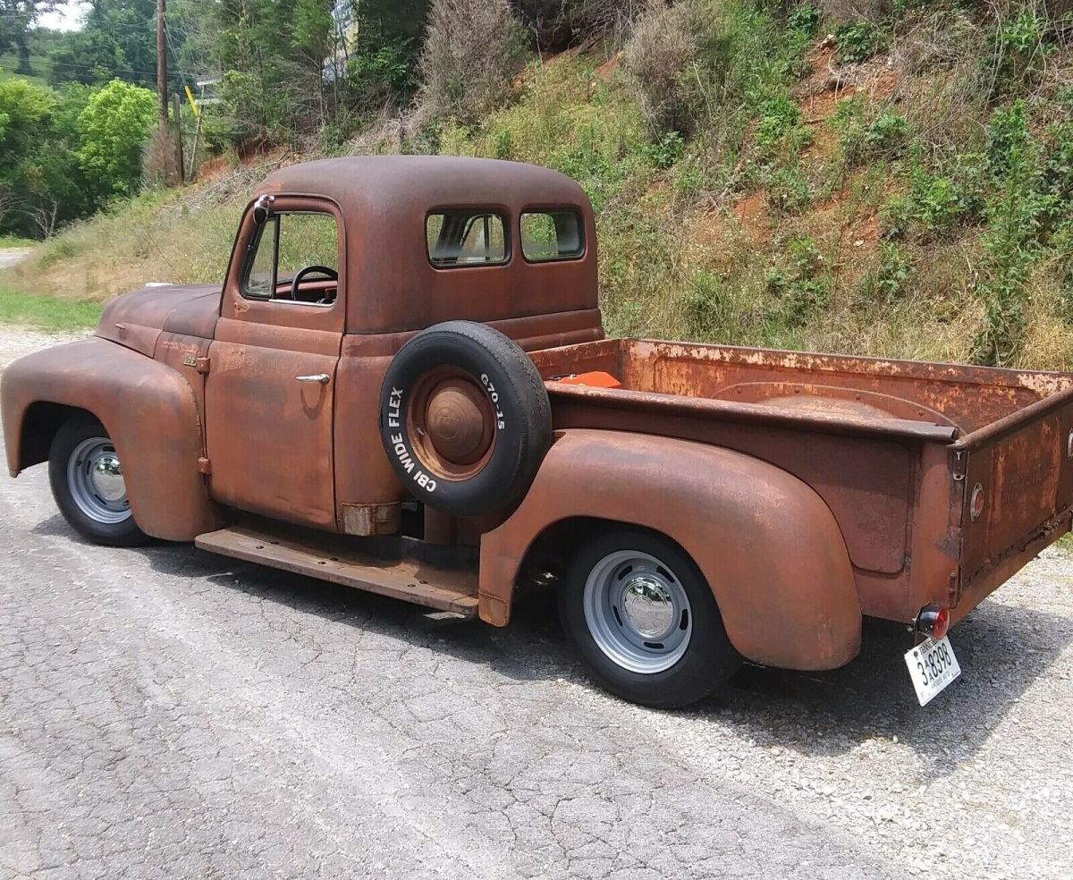 1989 Orange Chevrolet S10 Pickup