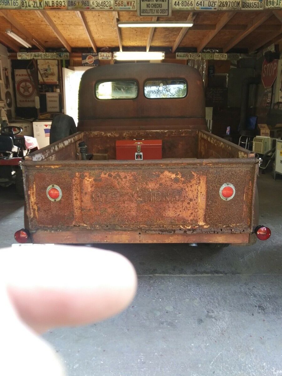 1989 Orange Chevrolet S10 Pickup