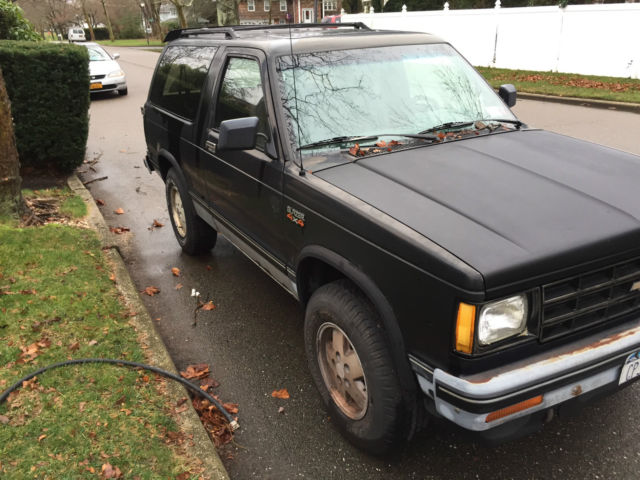 1989 Black Chevrolet Blazer SUV