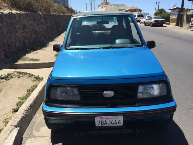 1989 Blue Chevrolet Tracker SUV