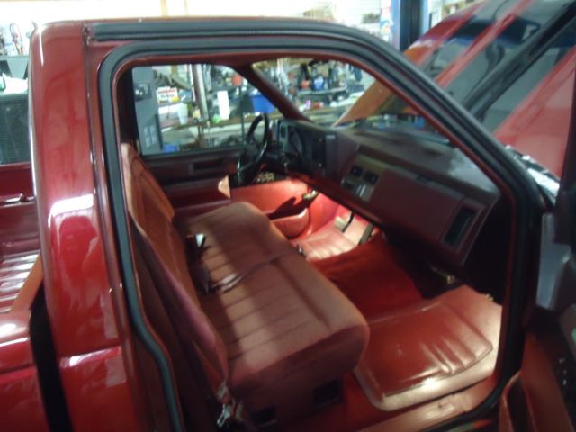 1989 Maroon Chevrolet C/K Pickup 1500 Standard Cab Pickup