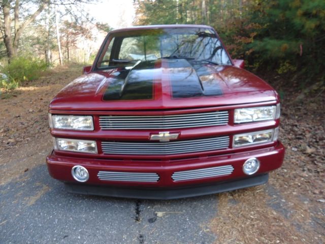 1989 Maroon Chevrolet C/K Pickup 1500 Standard Cab Pickup
