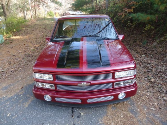 1989 Maroon Chevrolet C/K Pickup 1500 Standard Cab Pickup